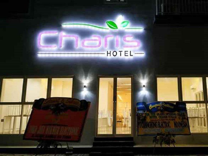 Votel Hotel Charis Tuban Tuban  Exterior foto