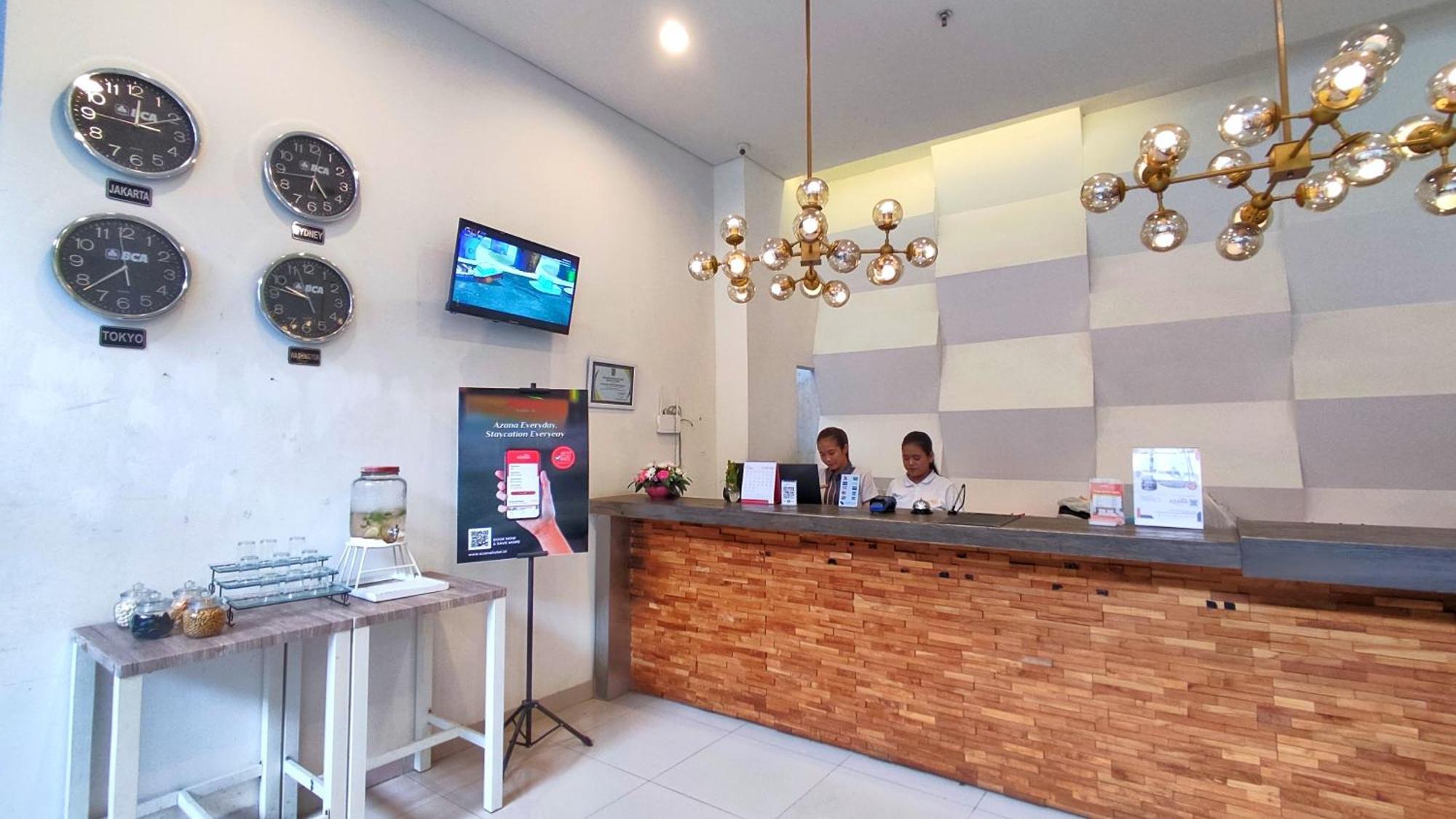 Votel Hotel Charis Tuban Tuban  Exterior foto