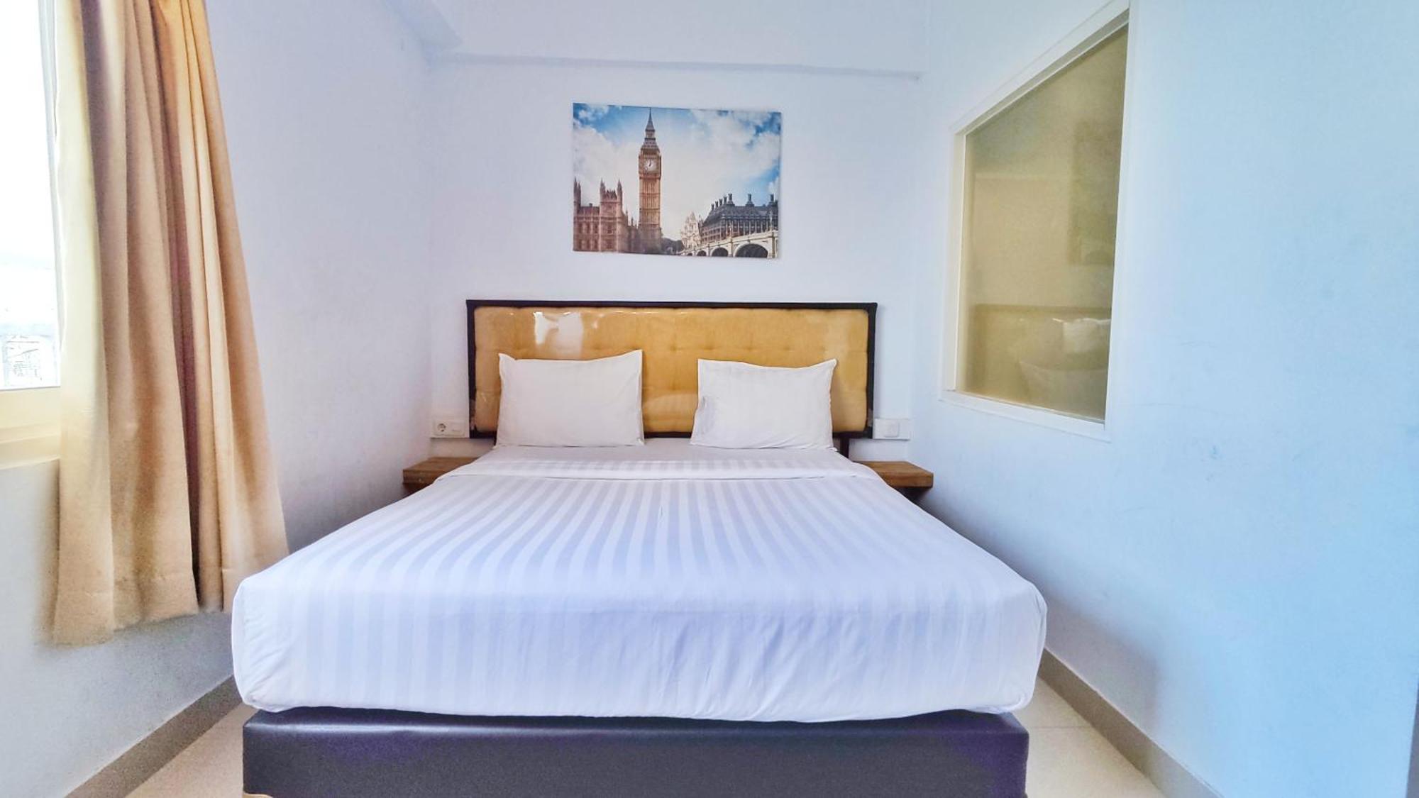 Votel Hotel Charis Tuban Tuban  Exterior foto